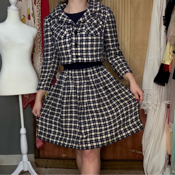 Vintage 1970’s Elegant Navy Wool Jacket and Dress Set - Picture 1 of 12